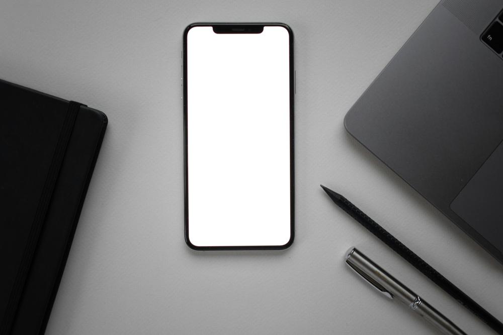 smartphone cleaning